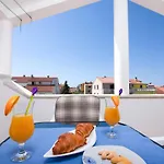 Apartment Blu