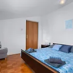 Blu Pola