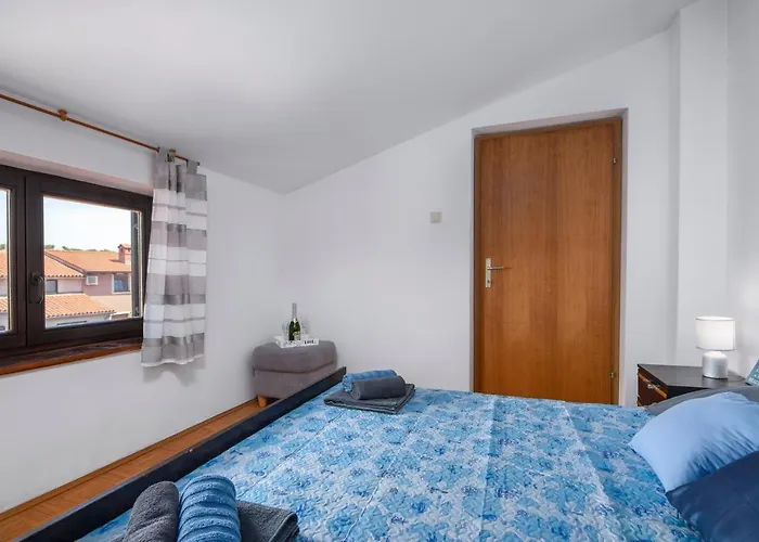 アパート Blu プーラ